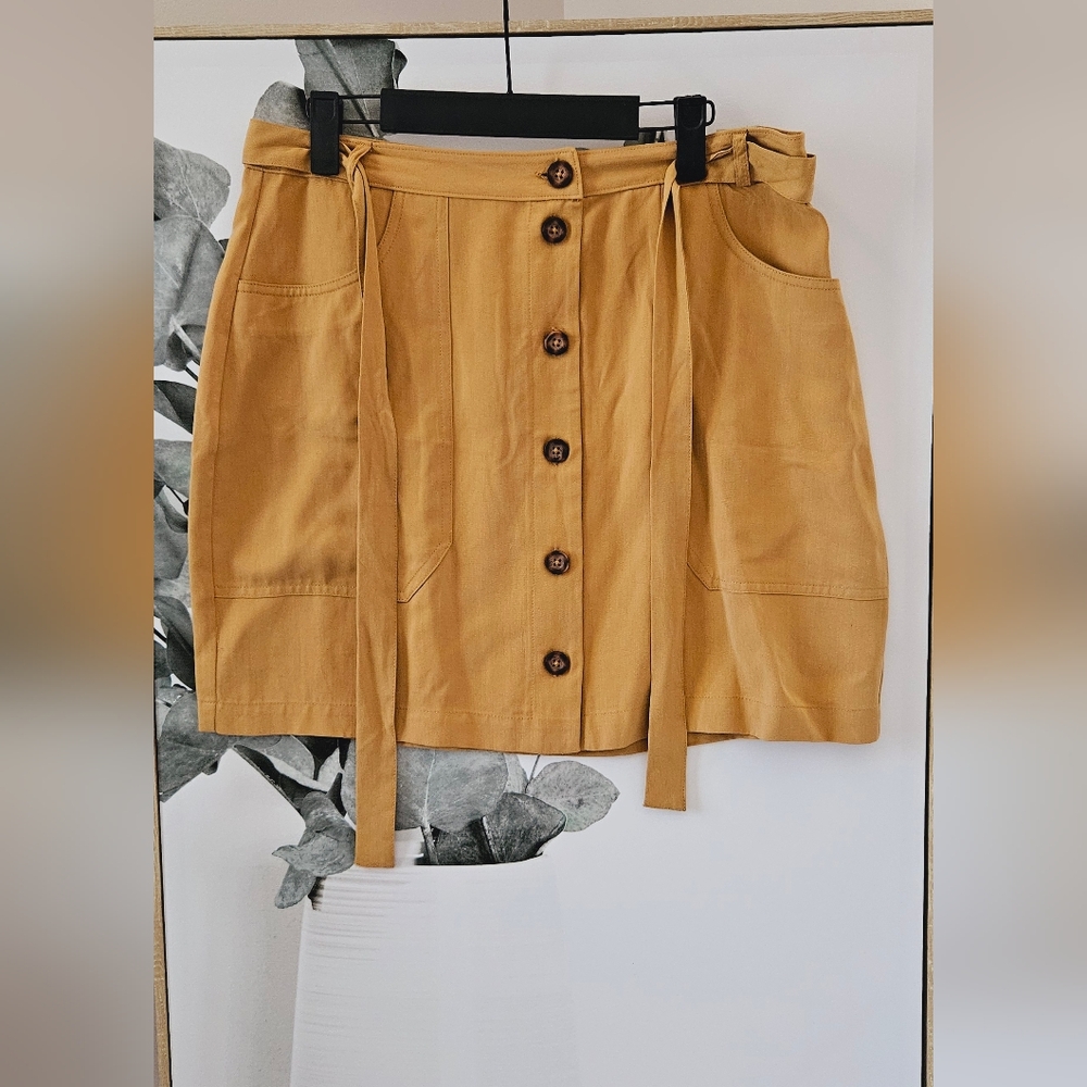 New Abercrombie & Fitch button-up mini skirt in L - Camel
